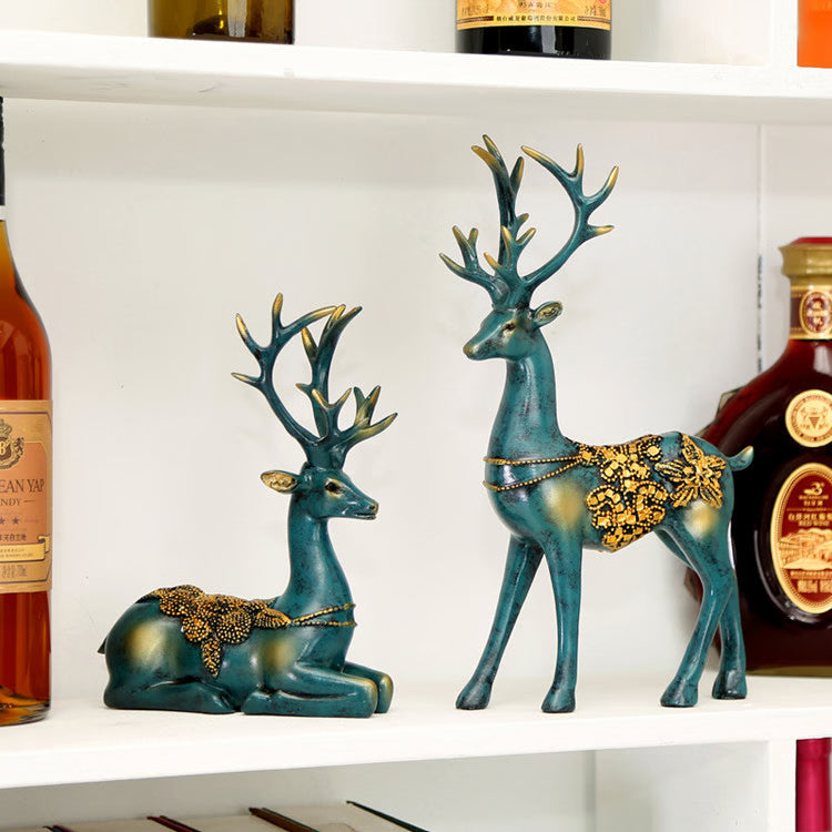 Modern Resin Deer Head Statue for Nordic Home Decor and Art Lovers
